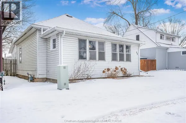 23 DEGGE STREET, Chatham, ON N7M4X3