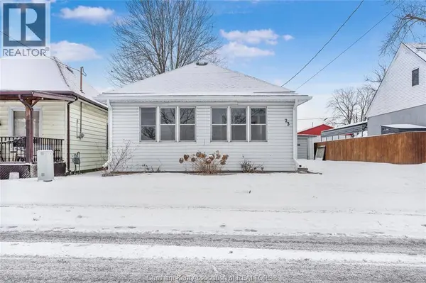23 DEGGE STREET, Chatham, ON N7M4X3