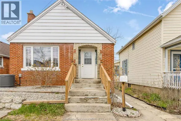 33 WILSON AVENUE, Chatham, ON N7L1K8