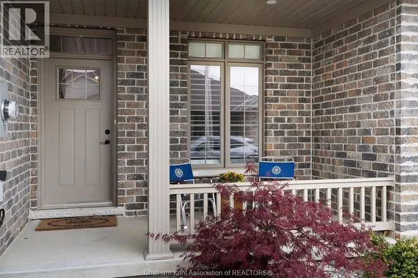 4 JONATHAN STREET, Chatham, ON N7M6M1