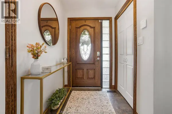 106 UNIVERSITY DRIVE, Chatham, ON N7L4V5