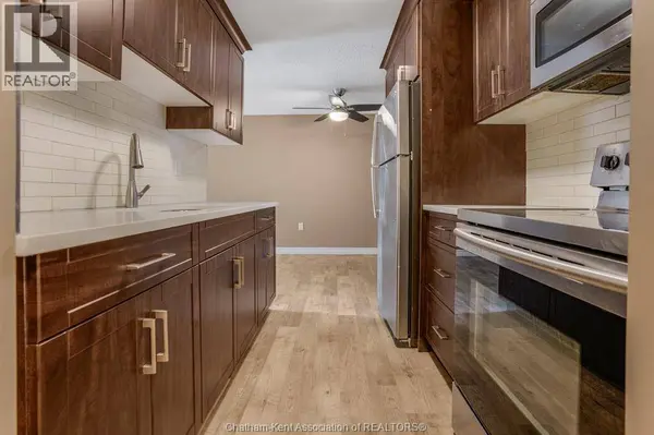 202 CAMPUS Pkwy #207, Chatham, ON N7L4Y4