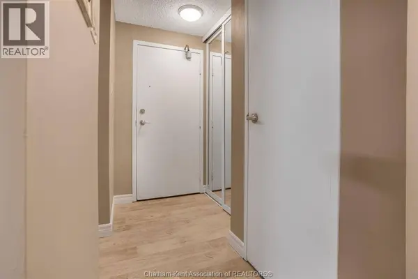 202 CAMPUS Pkwy #207, Chatham, ON N7L4Y4