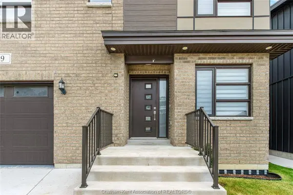 59 CHURCHILL PARK ROAD, Chatham, ON N7M0R8
