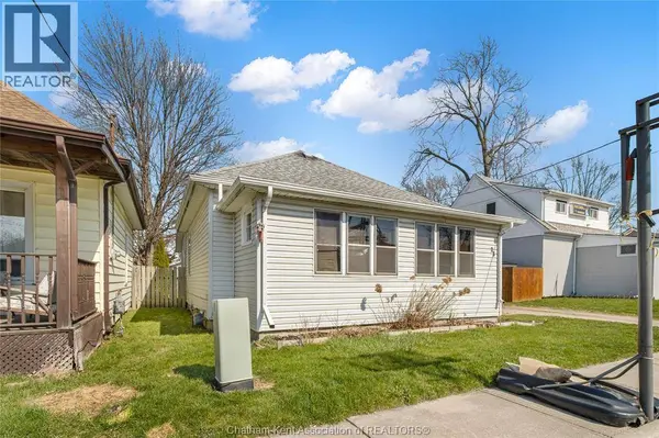 23 DEGGE STREET, Chatham, ON N7M4X3