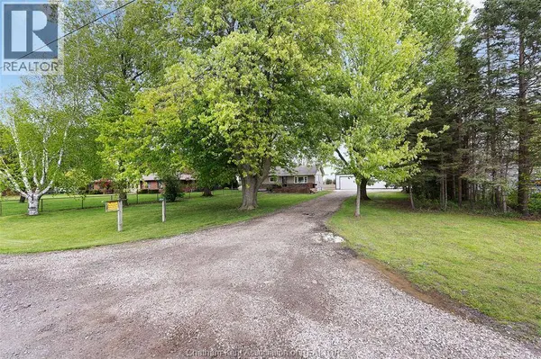 864 MCNAUGHTON AVENUE East, Chatham, ON N7L0E4