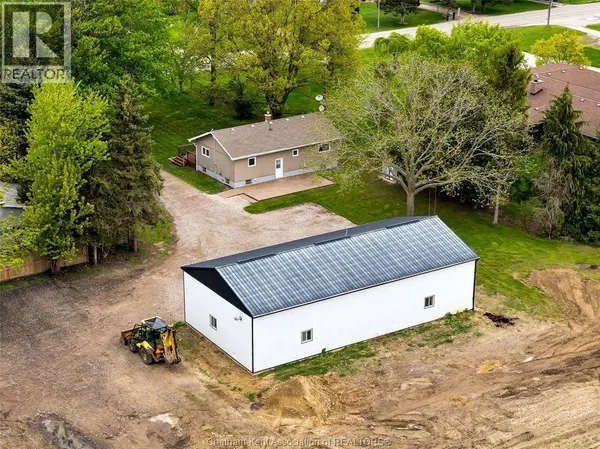 864 MCNAUGHTON AVENUE East, Chatham, ON N7L0E4