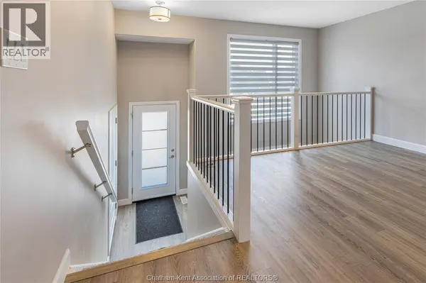 203 MOONSTONE CRESCENT, Chatham, ON N7M0S1
