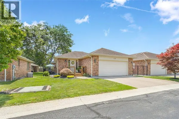 26-21 EARL DRIVE