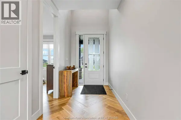 42 ROSEWOOD CRESCENT, Chatham, ON N7M0V4