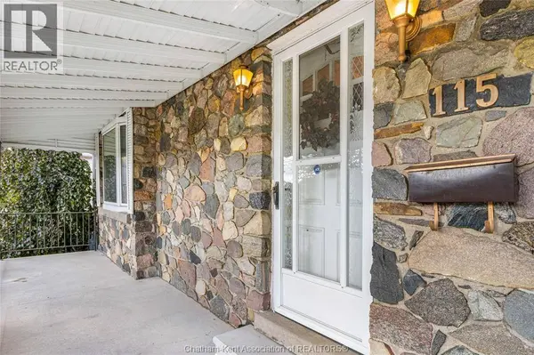 115 PRINCE ARTHUR AVENUE, Chatham, ON N7M1X8