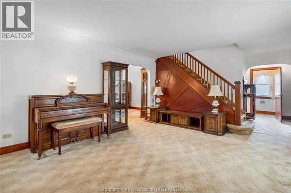 115 PRINCE ARTHUR AVENUE, Chatham, ON N7M1X8