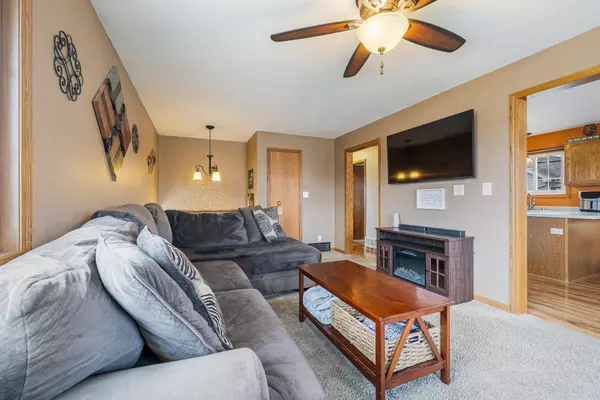 1128 POPPY LN, Winneconne, WI 54986