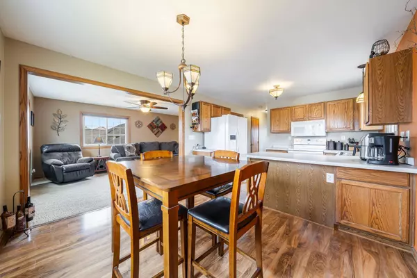 1128 POPPY LN, Winneconne, WI 54986