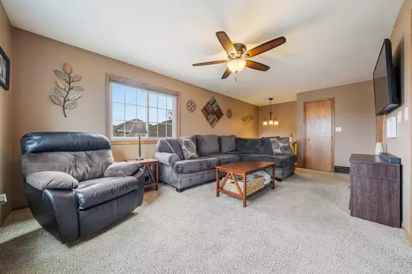 1128 POPPY LN, Winneconne, WI 54986