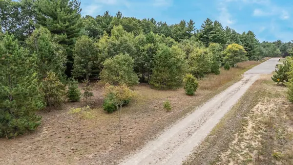 TWIN PINES DR #11, Redgranite, WI 54970