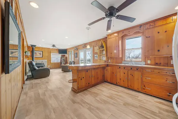 7829 CUT OFF LN, Larsen, WI 54947