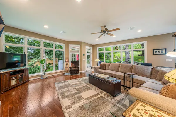 8405 RIDGEVIEW CT, Larsen, WI 54947