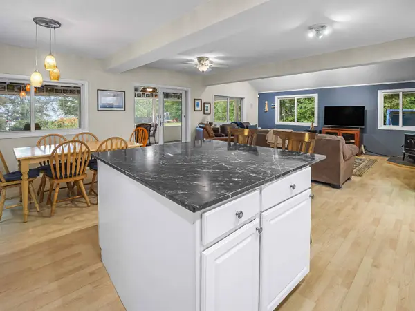 885 Cedar Mountain RD, Castleton, VT 05743