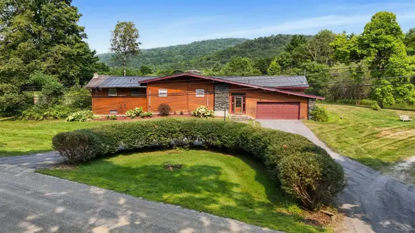 554 Frisbie Hill RD, Castleton, VT 05735