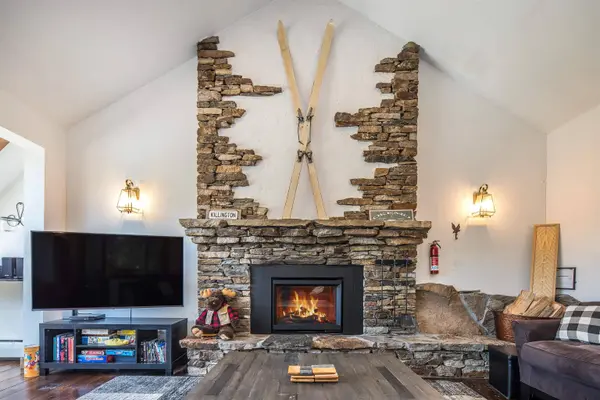 149 Hawk Pond RD, Plymouth, VT 05056