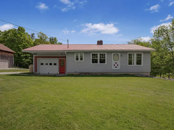 174 Biddie Knob RD, Hubbardton, VT 05735