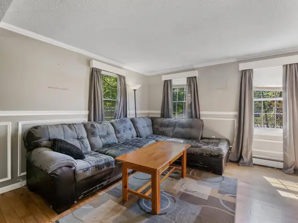 56 Prior DR, Rutland Town, VT 05701
