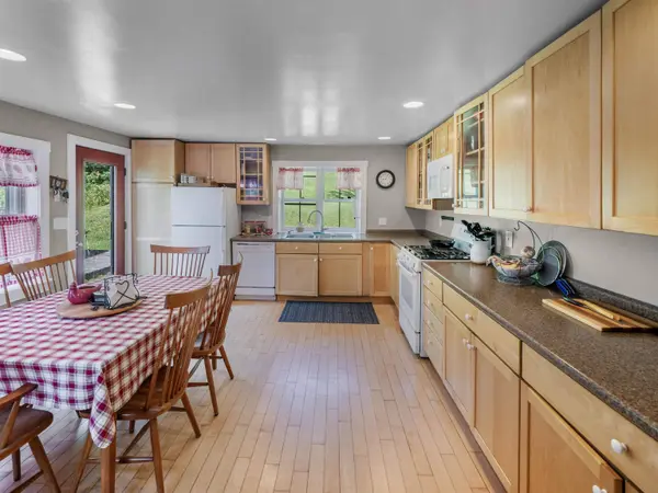 1326 Curtis Hollow RD, Woodstock, VT 05091