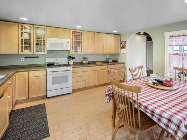 1326 Curtis Hollow RD, Woodstock, VT 05091