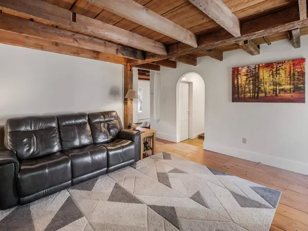 1326 Curtis Hollow RD, Woodstock, VT 05091