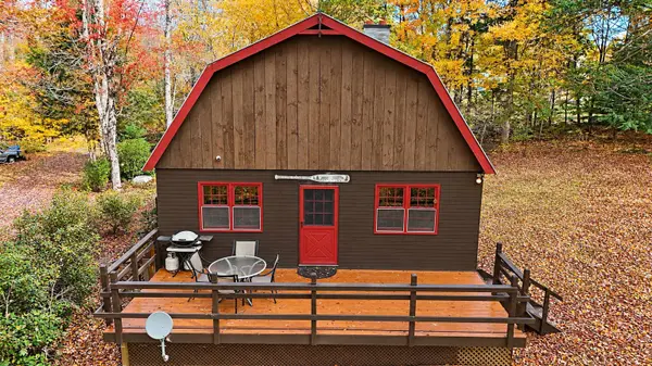 123 Powerhouse RD, Chittenden, VT 05737