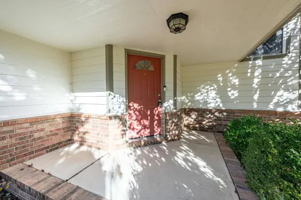 2136 E Bryant St, Derby, KS 67037