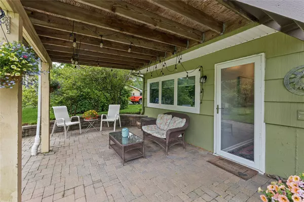 15 Theodore Roosevelt DR, Blauvelt, NY 10913