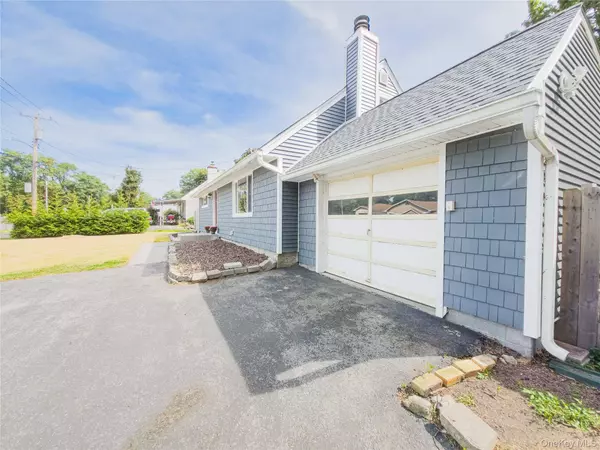 12 Channingville RD, Wappingers Falls, NY 12590