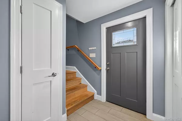 16 Mountain AVE, Highland Falls, NY 10928