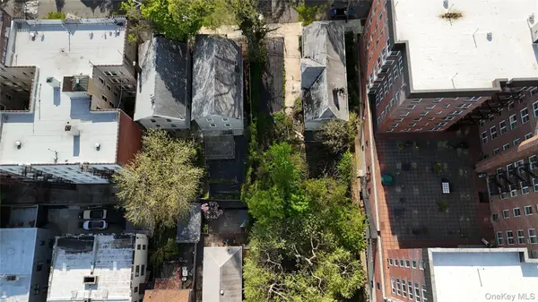 daniel low TER, Staten Island, NY 10301