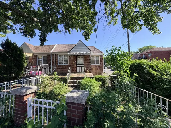 3140 Waterbury AVE, Bronx, NY 10465