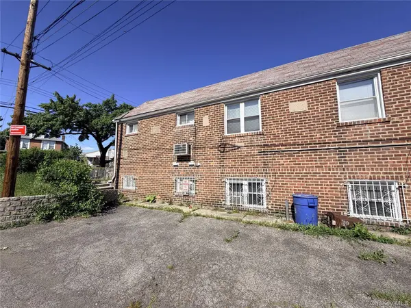 3140 Waterbury AVE, Bronx, NY 10465