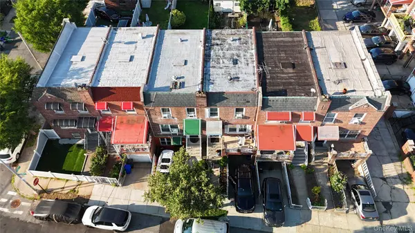 935 Magenta ST, Bronx, NY 10469