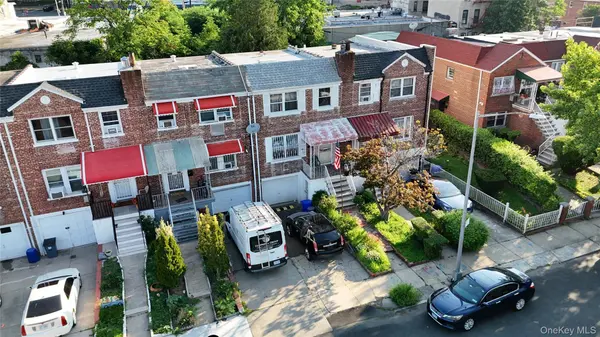 935 Magenta ST, Bronx, NY 10469