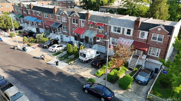 935 Magenta ST, Bronx, NY 10469