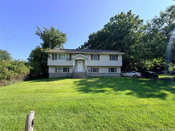 72 Lake Region BLVD