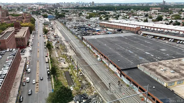 2175 E Tremont AVE, Bronx, NY 10462