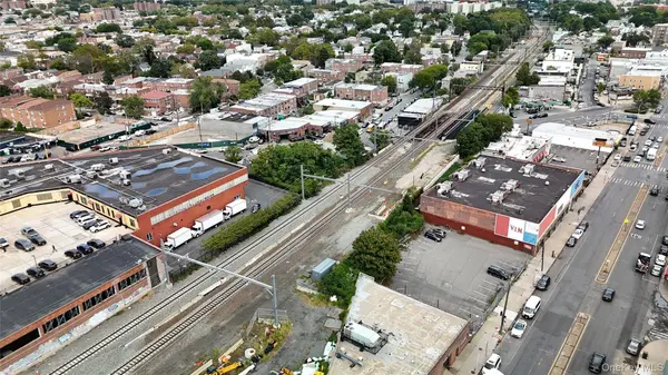 2175 E Tremont AVE, Bronx, NY 10462
