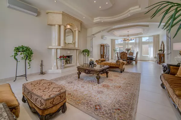 Ensenada, Baja 22880,Calle Sexta #486