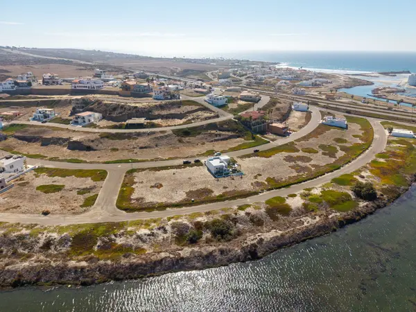 Puerto Salina #14, Ensenada, Baja 22765