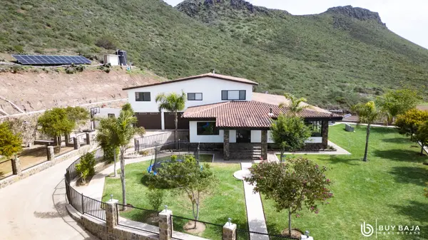 La Mision #226-228, Ensenada, Baja 22765