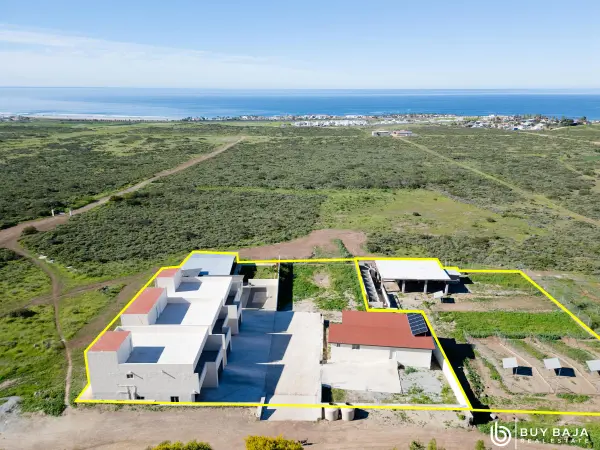 La Mision #225-227, Ensenada, Baja 22765