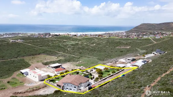 La Mision #226-228, Ensenada, Baja 22765