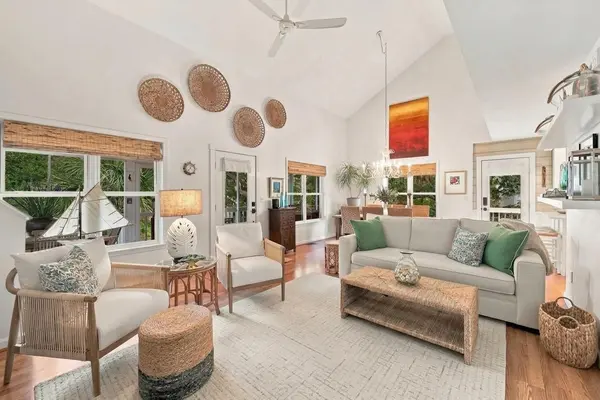 How Do I Make a Small Home Look Bigger When Selling?